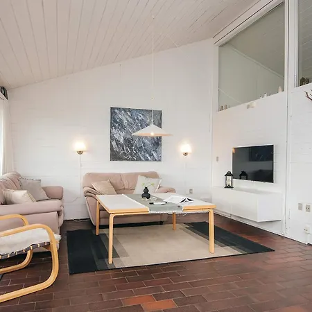 5 Person In Aabenraa-by Traum 度假居 *